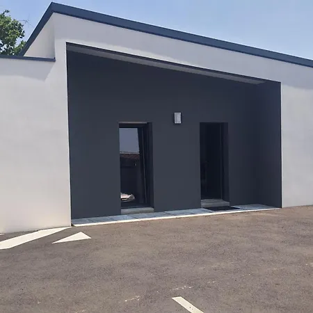 Gasthuis Meublee Lit 2 Personnes Le Poiré-sur-Vie