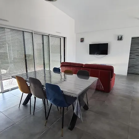 Meublee Lit 2 Personnes Guest house