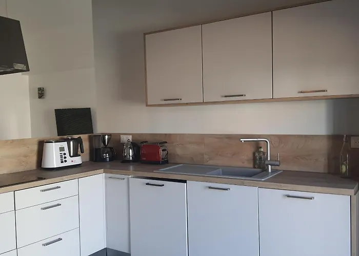 Meublee Lit 2 Personnes Le Poiré-sur-Vie